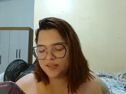 Snapshot of GoddessChaar chatting on March 21, 2025, 1:56 am GoddessChaar online show from March 21, 2025, 1:56 am