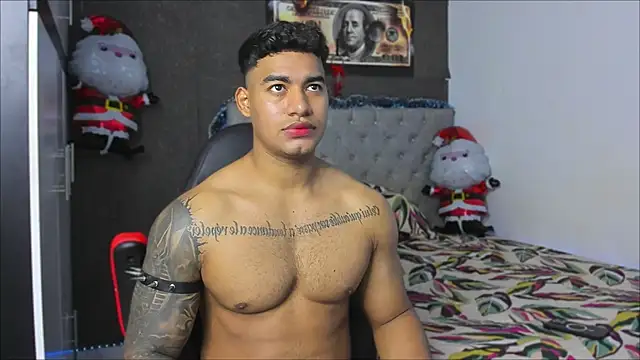 luigi hot  online show from December 19, 2025, 5:04 pm