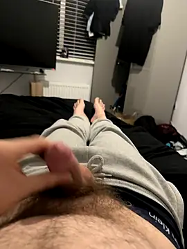 GrafterBen1 online show from November 3, 2025, 1:11 am