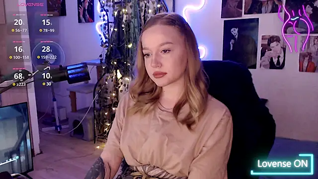 Snapshot of lissallor_ chatting on February 25, 2025, 1:10 pm lissallor online show from February 25, 2025, 1:10 pm