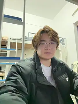 Snapshot of Anson0722 chatting on December 18, 2025, 2:32 pm Anson0722 online show from December 18, 2025, 2:32 pm