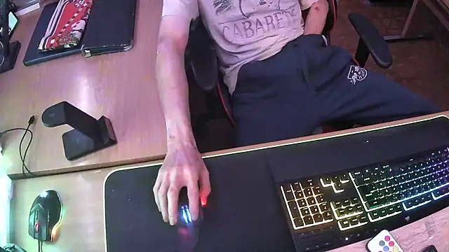 DerGeileLoveboy online show from September 14, 2025, 6:08 pm