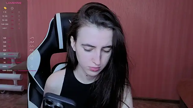 Snapshot of reaiss chatting on February 25, 2026, 6:35 am reaiss online show from February 25, 2026, 6:35 am