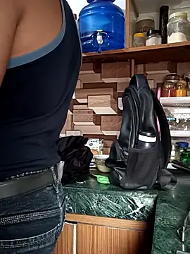 Snapshot of irizwan chatting on October 30, 2025, 6:34 am irizwan online show from October 30, 2025, 6:34 am