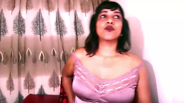 Indian Erotic69 online show from December 17, 2025, 4:50 am