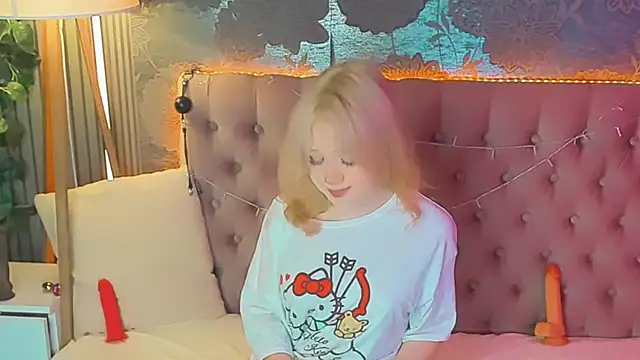 EmilyAngells online show from June 2, 2026, 6:02 am