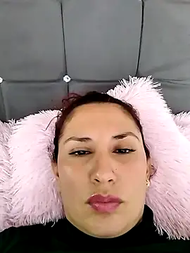 Snapshot of Megan-01- chatting on March 21, 2025, 6:51 pm Megan-01- online show from March 21, 2025, 6:51 pm