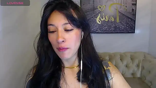 Snapshot of Isabella_Collen_v chatting on June 2, 2026, 1:11 pm Isabella Collen v online show from June 2, 2026, 1:11 pm