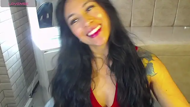 Isabella Collen v online show from December 17, 2025, 8:14 pm