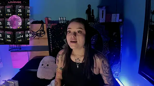 Snapshot of ChloeAllennn chatting on June 9, 2026, 9:54 am ChloeAllennn online show from June 9, 2026, 9:54 am