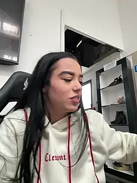 Antonella Smiith  online show from April 15, 2026, 1:59 pm