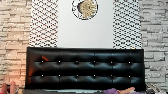 Agata  Rose online show from November 18, 2025, 12:19 pm