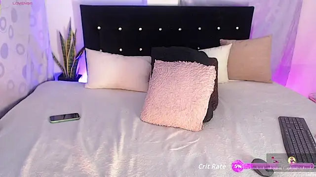 Lauryn lee online show from November 11, 2025, 7:08 pm