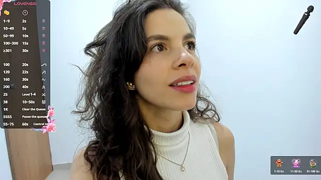 jessyegoldenn online show from April 5, 2026, 8:15 pm