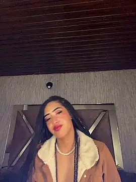 MichelleDiaz Pink online show from March 22, 2025, 10:28 am