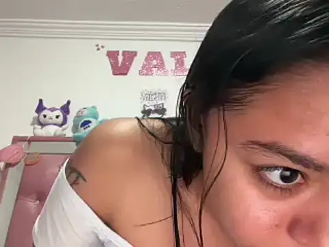 hellokitty  valery online show from February 26, 2025, 3:14 am