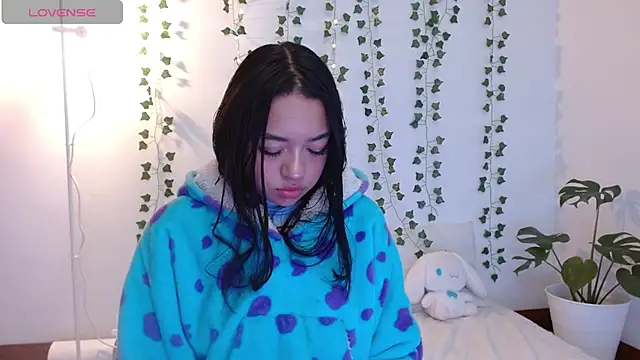 Snapshot of hellokitty__valery chatting on March 2, 2026, 11:22 pm hellokitty valery online show from March 2, 2026, 11:22 pm