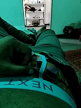 Snapshot of Yourguys21 chatting on September 13, 2025, 5:07 am Yourguys21 online show from September 13, 2025, 5:07 am