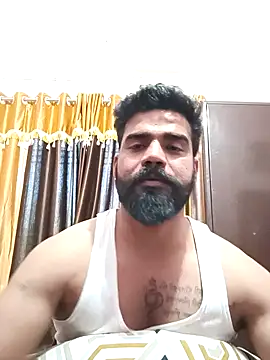 Snapshot of Yourguys21 chatting on February 21, 2025, 11:55 am Yourguys21 online show from February 21, 2025, 11:55 am