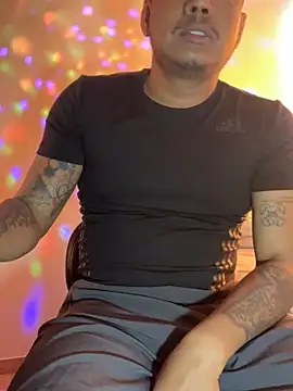 Snapshot of Saipuer31 chatting on February 6, 2026, 4:47 pm Saipuer31 online show from February 6, 2026, 4:47 pm