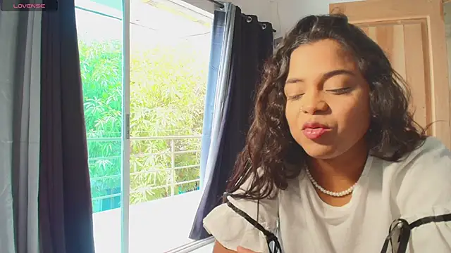 Snapshot of tatiana_10 chatting on February 25, 2025, 3:20 pm tatiana 10 online show from February 25, 2025, 3:20 pm