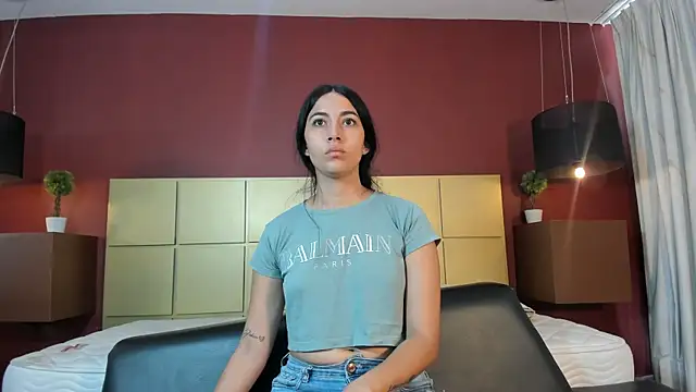 Snapshot of AnnHouston1 chatting on October 7, 2025, 1:45 pm AnnHouston1 online show from October 7, 2025, 1:45 pm