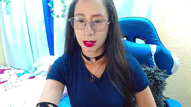 Gia leinn online show from October 20, 2025, 8:53 pm