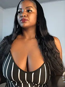 ValerieBlakee online show from June 12, 2026, 6:27 pm
