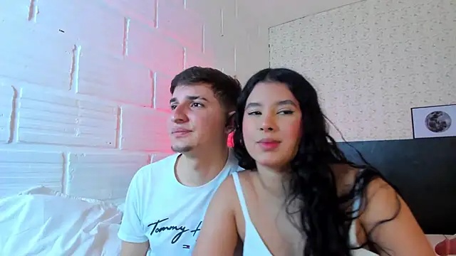 BonnieeAndClyde online show from September 15, 2025, 4:29 pm