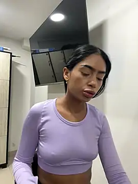 Snapshot of ChloeMoon9 chatting on February 24, 2026, 11:00 am ChloeMoon9 online show from February 24, 2026, 11:00 am