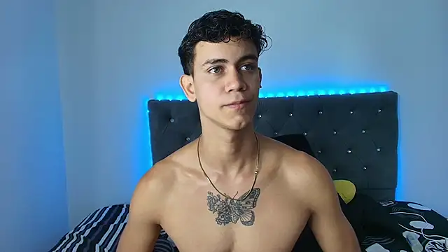 Maximiliano  Fire online show from September 18, 2025, 7:06 pm