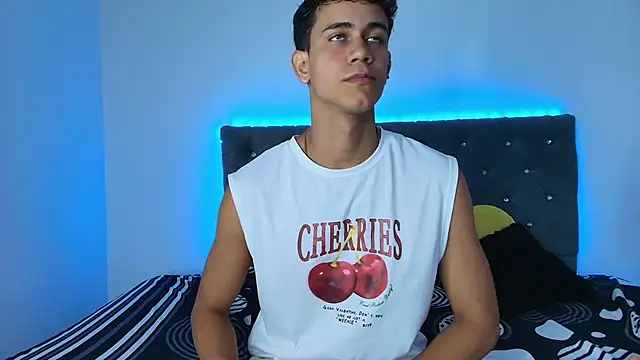 Maximiliano  Fire online show from September 15, 2025, 7:03 pm