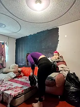 krolay16 online show from October 13, 2025, 2:29 pm