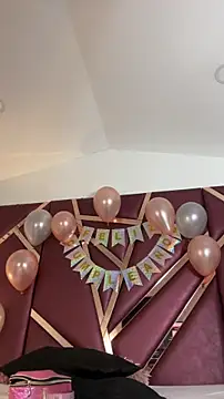 DanielaMedinaa online show from October 15, 2025, 8:17 pm