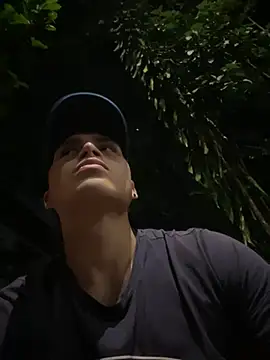 MaxxxSteil online show from March 4, 2025, 11:54 pm