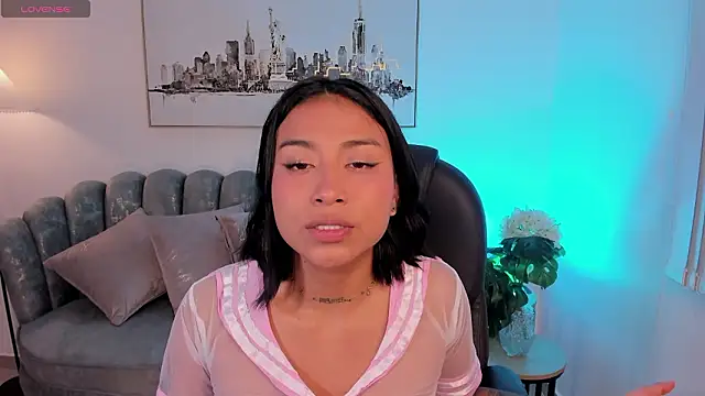 Ivyy Moon  online show from March 8, 2026, 4:16 am