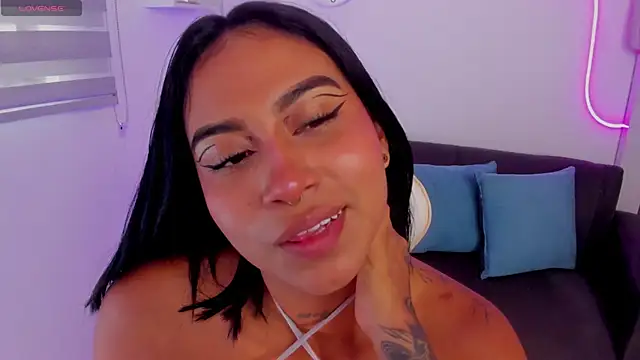 Snapshot of Ivyy_Moon_ chatting on September 20, 2025, 7:41 pm Ivyy Moon online show from September 20, 2025, 7:41 pm