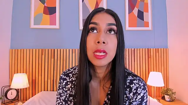 Snapshot of AnnieGibbyns chatting on September 28, 2025, 8:38 pm AnnieGibbyns online show from September 28, 2025, 8:38 pm