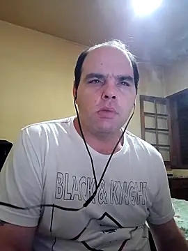 Snapshot of Jovissoares7ye chatting on February 10, 2026, 12:20 am Jovissoares7ye online show from February 10, 2026, 12:20 am