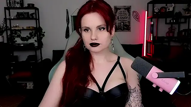 Della Ideal online show from May 31, 2026, 5:29 pm