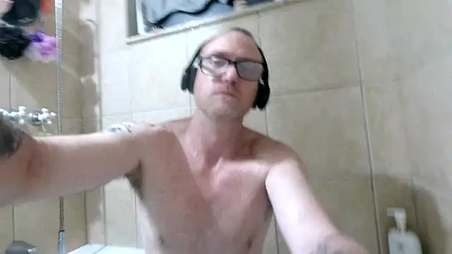 Snapshot of PornStro921 chatting on January 16, 2026, 9:24 am PornStro921 online show from January 16, 2026, 9:24 am