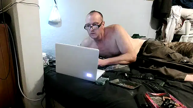 Snapshot of PornStro921 chatting on September 30, 2025, 2:50 am PornStro921 online show from September 30, 2025, 2:50 am