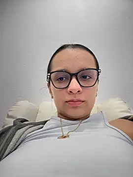 Snapshot of Soy_Sara7 chatting on October 16, 2025, 4:26 pm Soy Sara7 online show from October 16, 2025, 4:26 pm