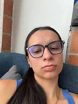 Snapshot of Soy_Sara7 chatting on November 12, 2025, 6:12 pm Soy Sara7 online show from November 12, 2025, 6:12 pm