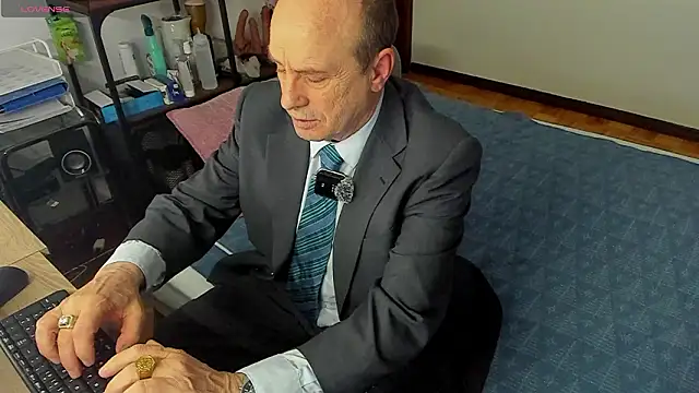 Snapshot of masterboy50 chatting on March 14, 2026, 8:15 pm masterboy50 online show from March 14, 2026, 8:15 pm