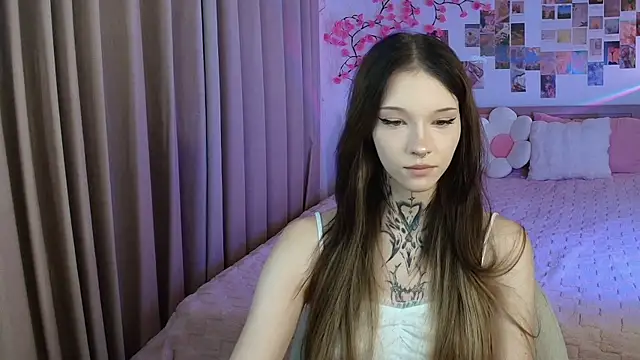 mefwhore online show from April 26, 2026, 1:08 pm