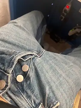 Snapshot of mario_6_9_9_0 chatting on February 18, 2026, 10:22 am mario 6 9 9 0 online show from February 18, 2026, 10:22 am