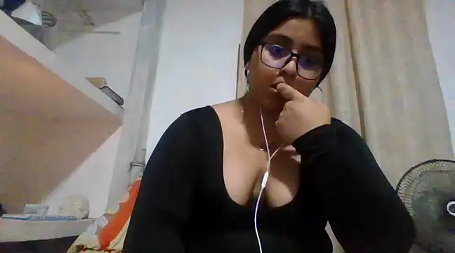 Snapshot of virginbrunette99 chatting on February 26, 2025, 11:52 pm virginbrunette99 online show from February 26, 2025, 11:52 pm