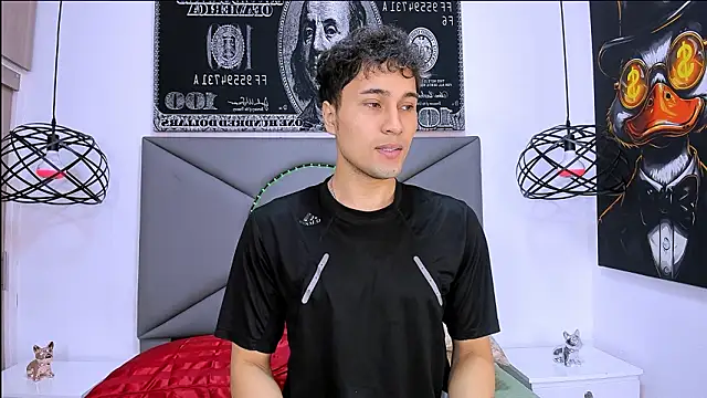 Snapshot of buddy_whitte chatting on February 19, 2026, 4:48 pm buddy whitte online show from February 19, 2026, 4:48 pm