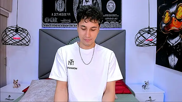 Snapshot of buddy_whitte chatting on February 14, 2026, 3:56 pm buddy whitte online show from February 14, 2026, 3:56 pm